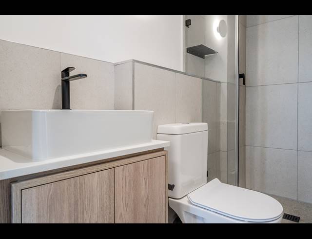 0.5 BEDROOM APARTMENT FOR SALE IN CAPE TOWN CITY CENTRE